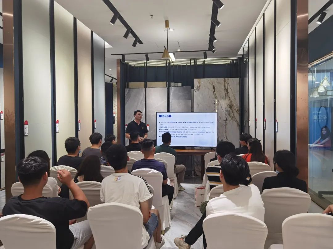 霍志强.jpg 霍志强.jpg